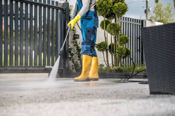 Best Spring Cleaning  in Elkhart, TX