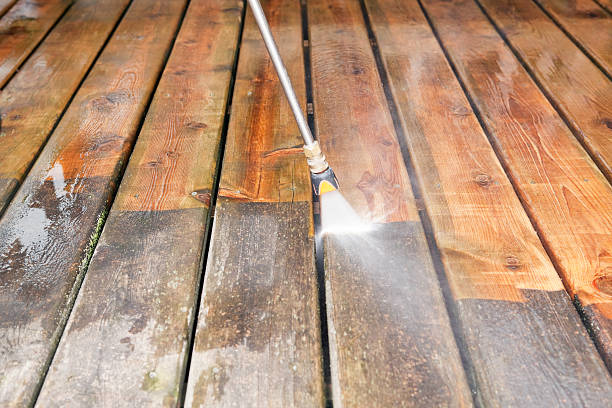 Best Pool Deck Cleaning  in Elkhart, TX